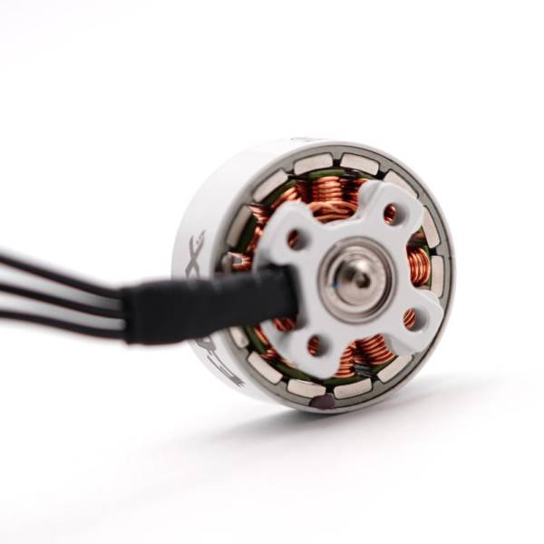 ETHIX Mr Steele Stout Motor V4 White - Image 3