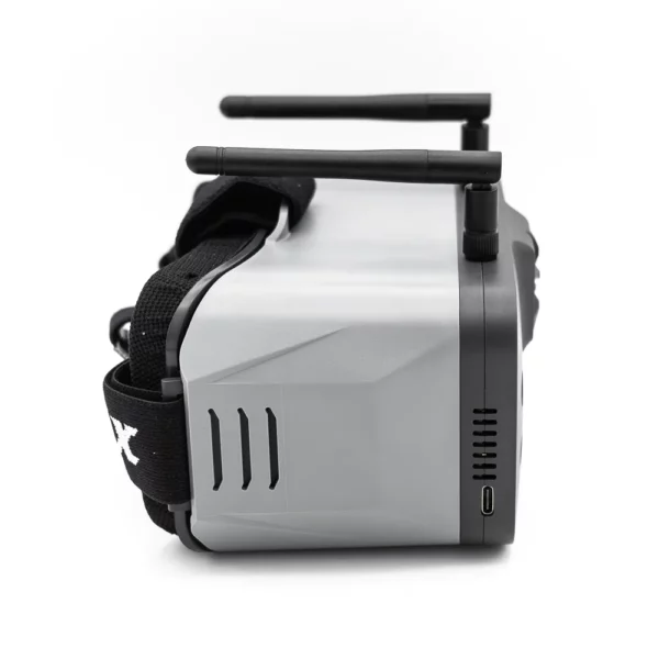 EMAX Transporter II HD FPV Goggles 5 - Emax