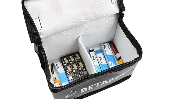 BetaFPV Fireproof Lipo Battery Safety Bag 10 BetaFPV Fireproof Lipo Battery Safety Bag 4 - BetaFPV